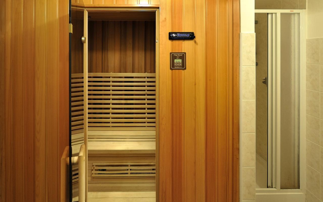 Krakonos Hotel 3*